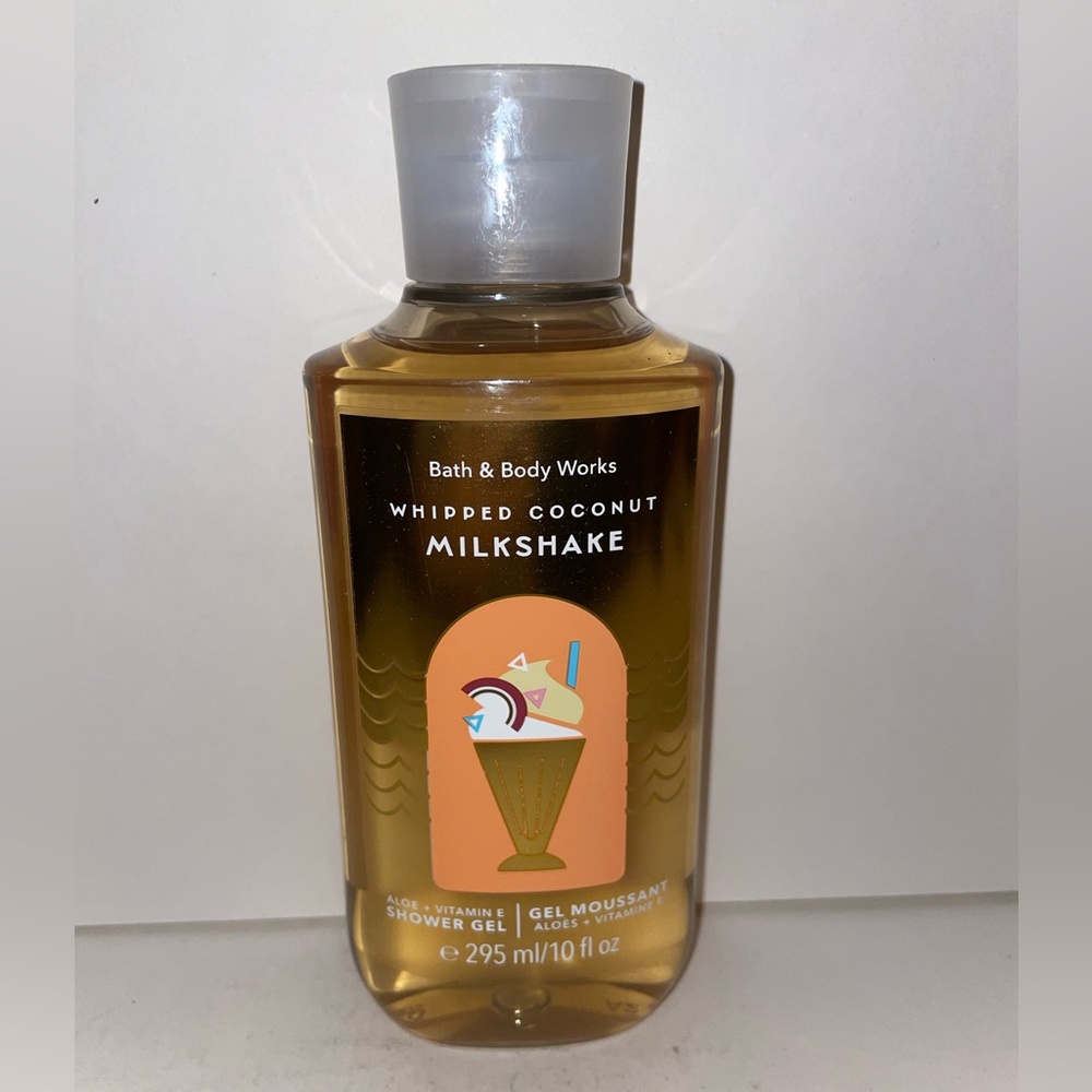 Bath & Body Works Whipped Coconut Milkshake Shower Gel 10oz Discontinued New